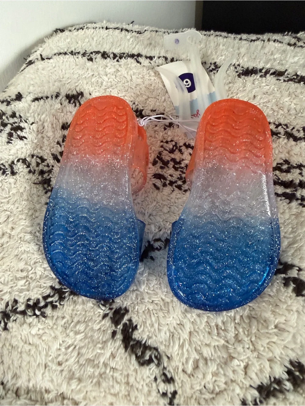 Cat & Jack Kids' Glitter Jelly Sandals in Red, White & Blue size 6 summer shoes